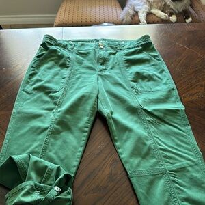 listing-status-banner